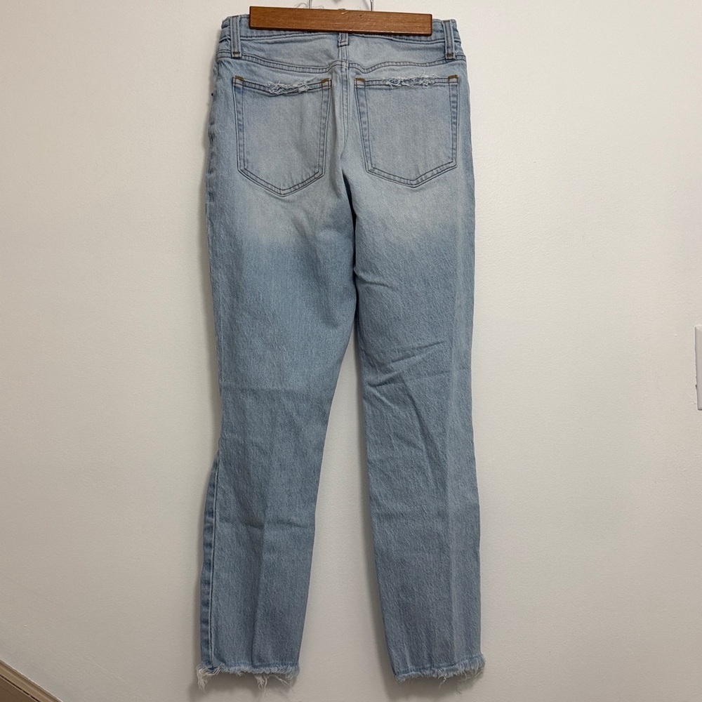 Abercrombie Distressed High Rise Mom JeansWomen's Jeans - Picture 3 of 10